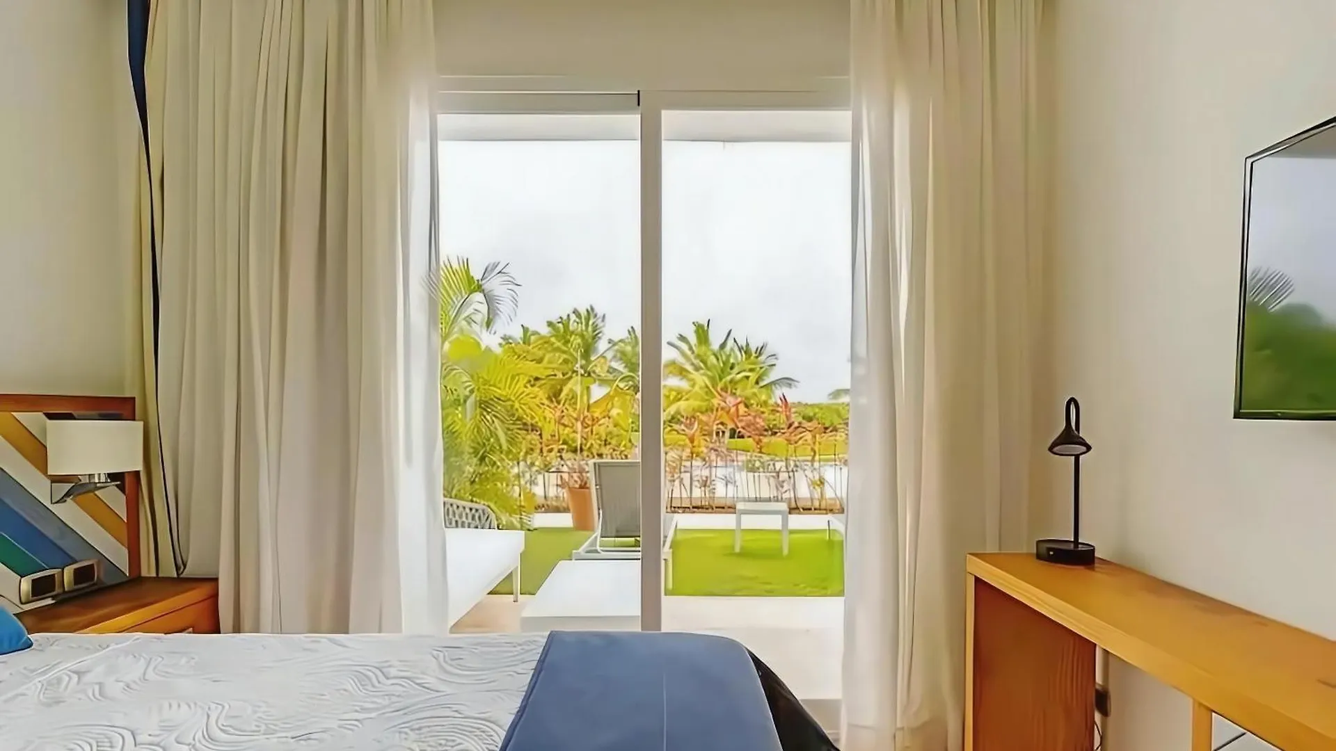 Cana Rock Condos Familiar - Two Apartments Very Close-Ground Floor Direct Access To The Pool Punta Cana